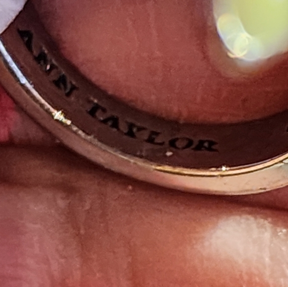 Ann Taylor Flower Cocktail Ring Statement Piece Sz 6.25 - Picture 12 of 13